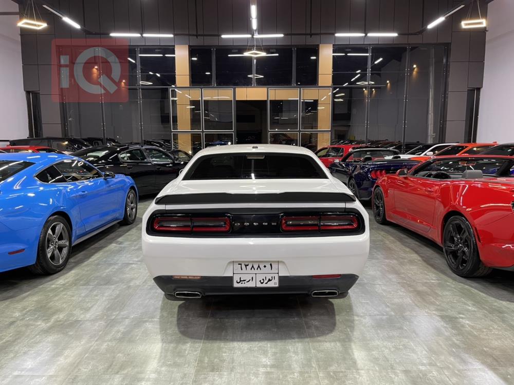 Dodge Challenger